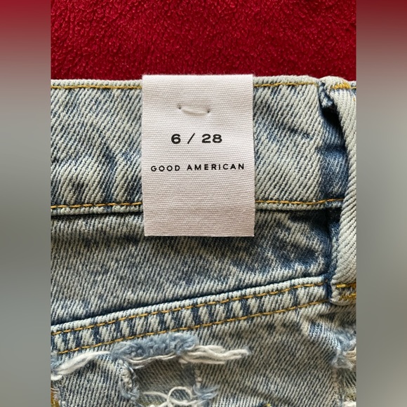 NWT Good American Distressed Jean Shorts Size 6 - Picture 10 of 10